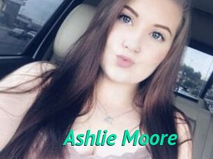 Ashlie_Moore