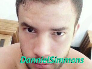 Danniel_Simmons