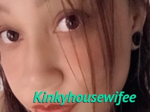 Kinkyhousewifee