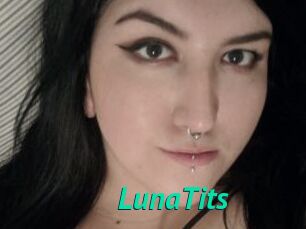 LunaTits