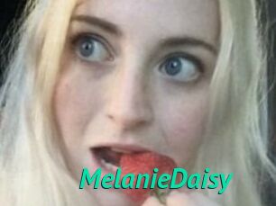 Melanie_Daisy