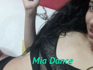 Mia_Dance