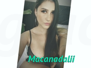 Macanadalii