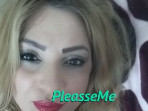 PleasseMe
