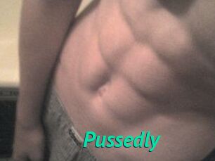 Pussedly