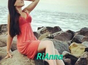 Ri_Anna