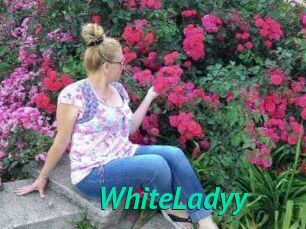 WhiteLadyy