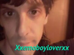 Xxemoboyloverxx